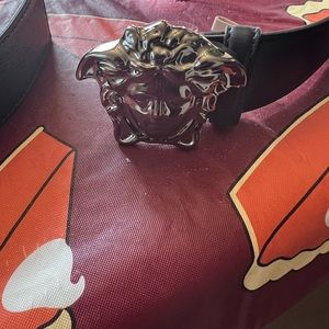 Versace Palazzo Medusa Buckle Leather Belt size 105 (42”)
